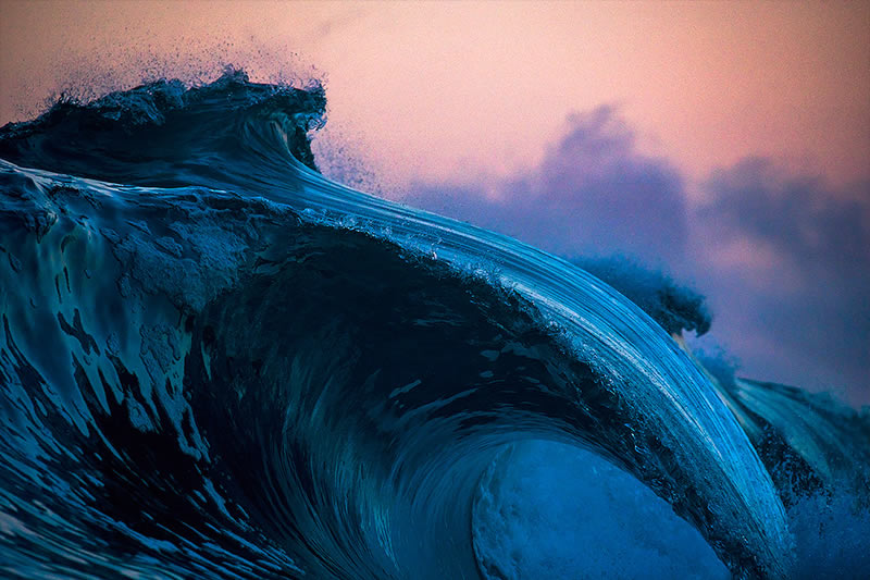 Breathtaking Photos Of Waves By Ray Collins