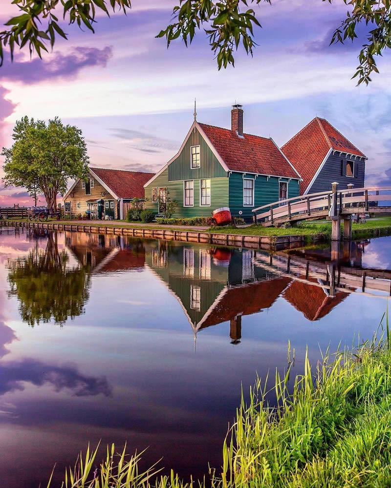 Beautiful And Colorful Netherlands Photos