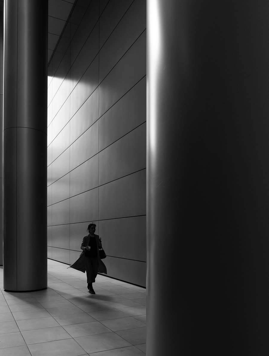 Black And White Street Photos Of Tokyo Japan By Taka Hiro