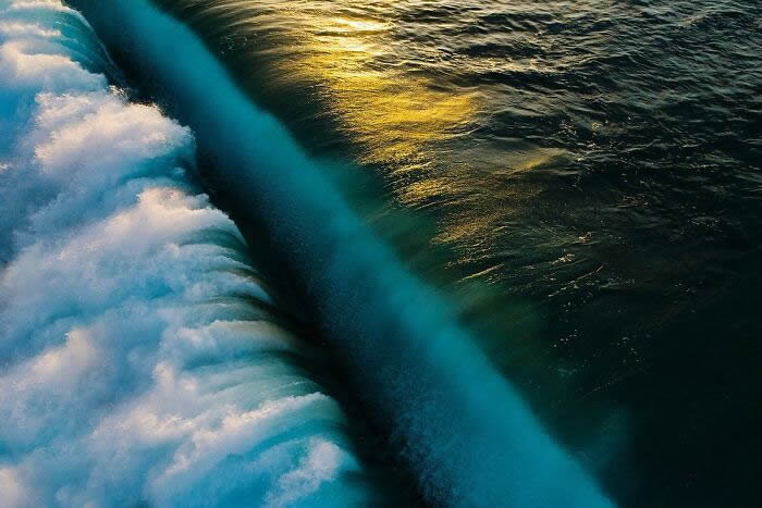 Ocean Waves Photography By Ray Collins