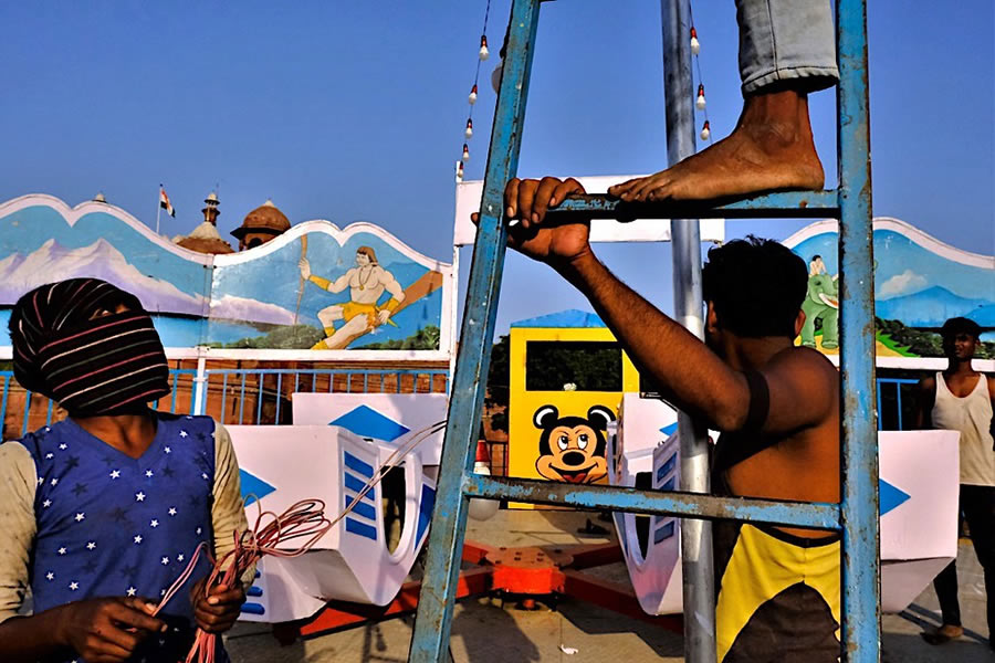 Indian Street Photography By Aniruddha Guha Sarkar