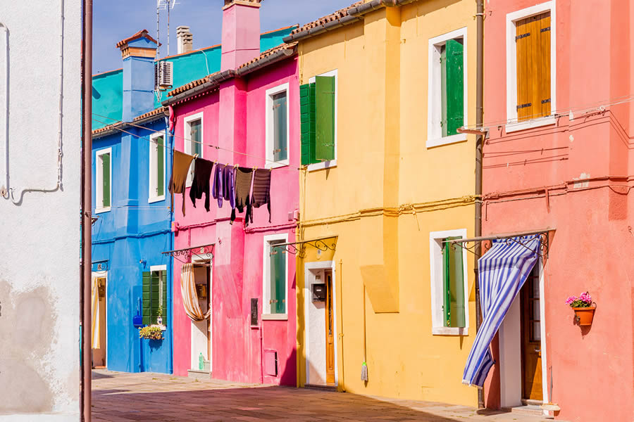 Stunning Photos Of ​​​​​​​Burano, An Island In Venice, Italy By Tiago And Tania