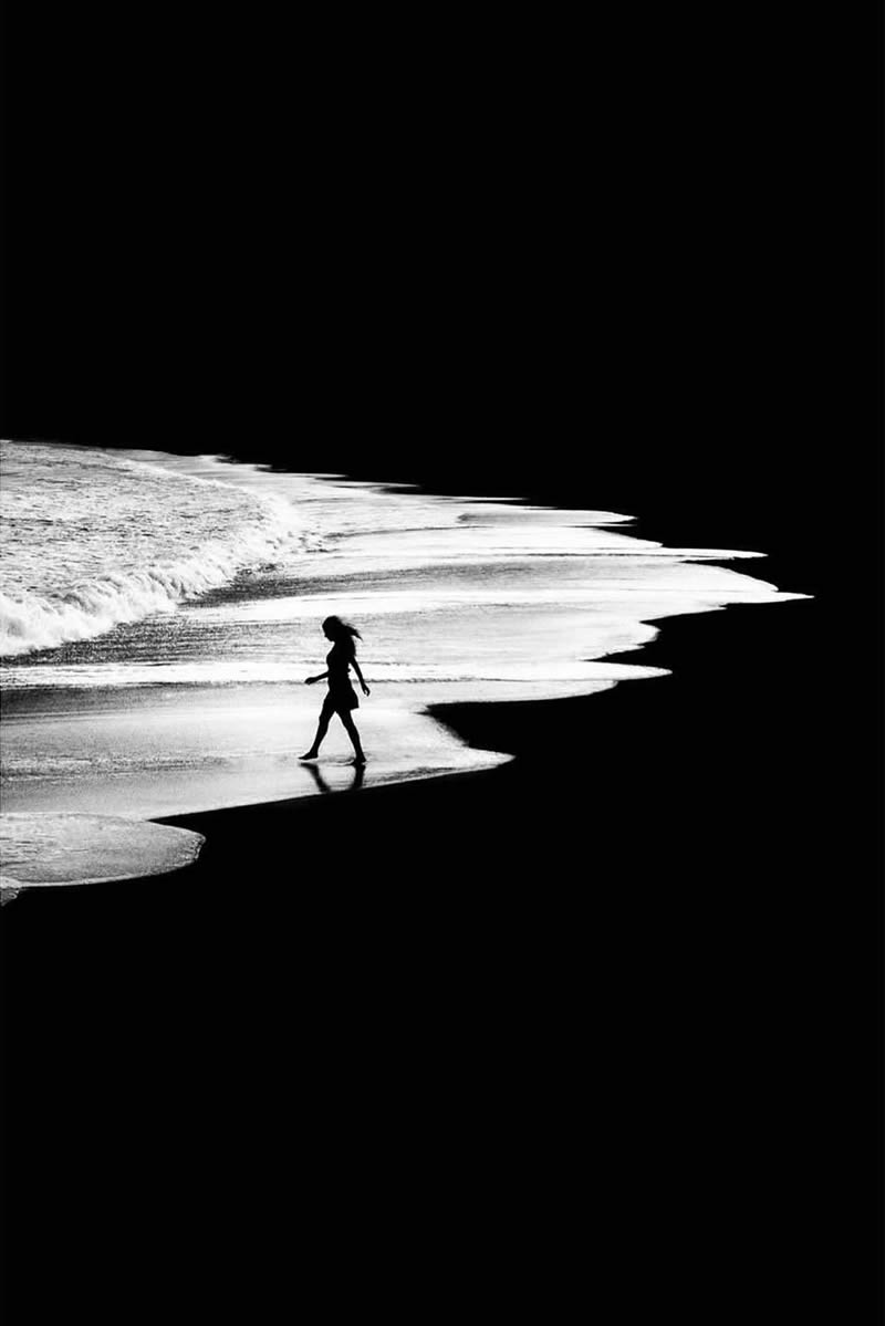 Black and White Street Photography By Alan Schaller