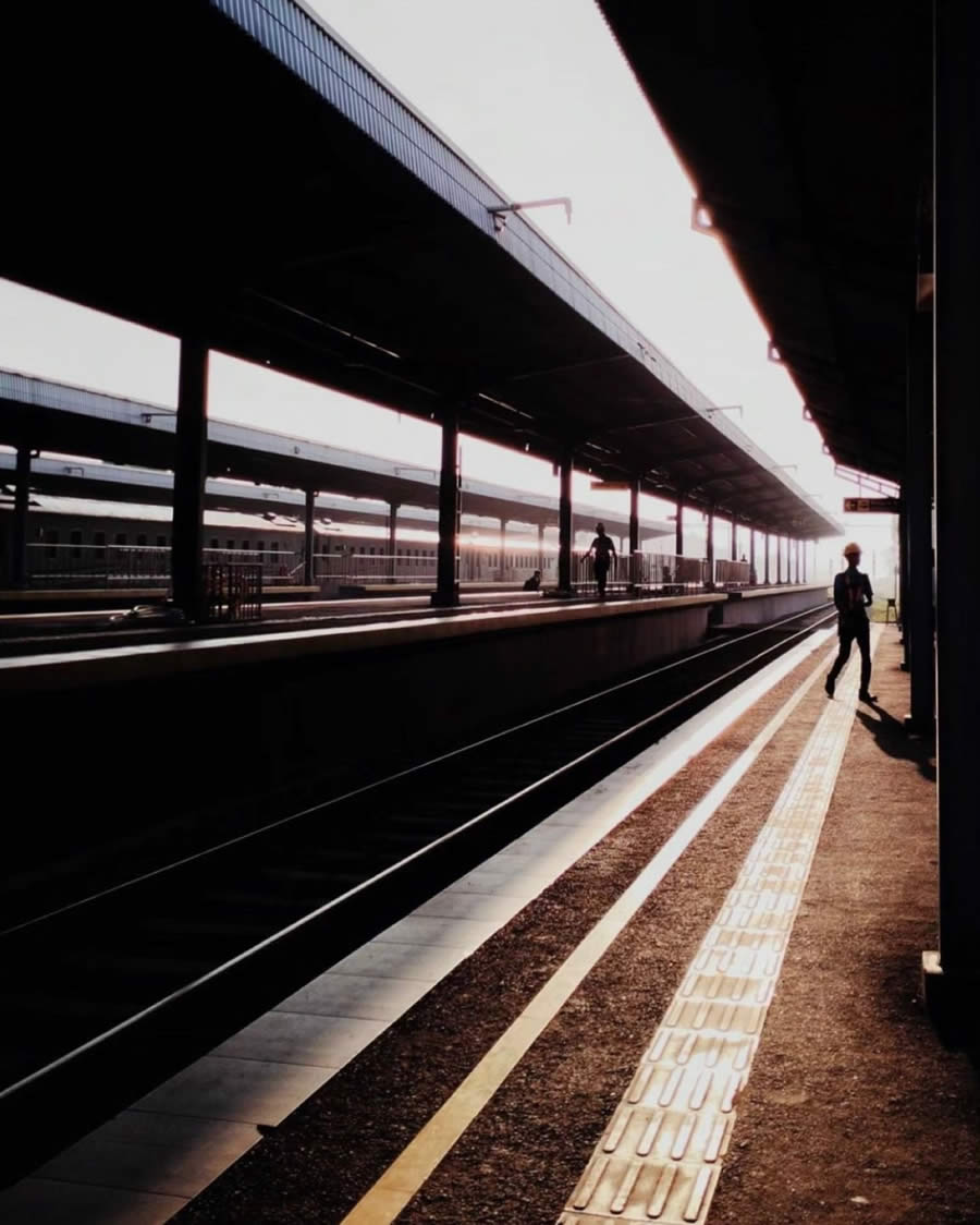 Best Color Street Photography International