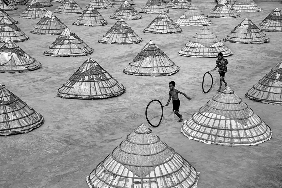 Award-Winning Black And White Photos of 2024