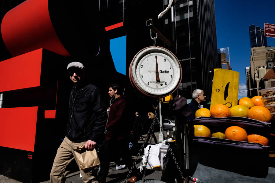 Street Photography By Gabi Ben Avraham