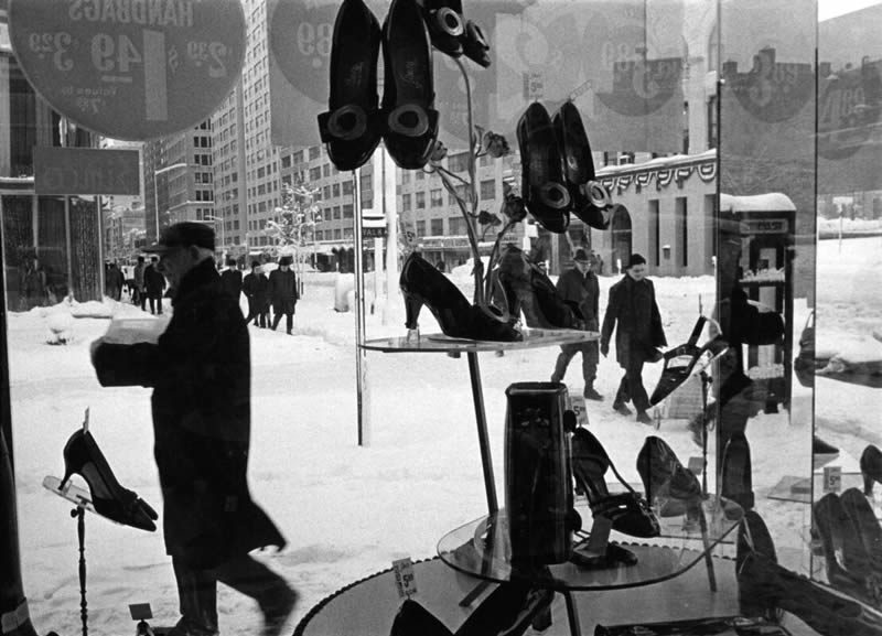 Iconic Black and White Photography By Harold Feinstein