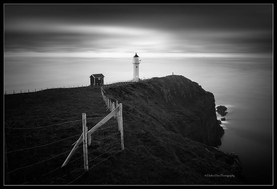 Black and White Landscape Photography by Huibo Hou