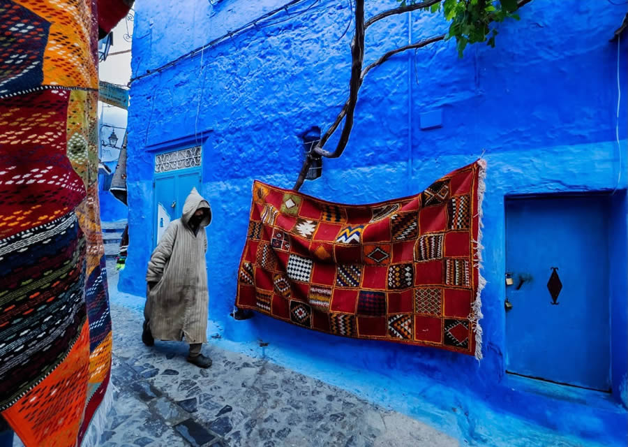 Street Phtography by Turkish Photographer Nese Ari