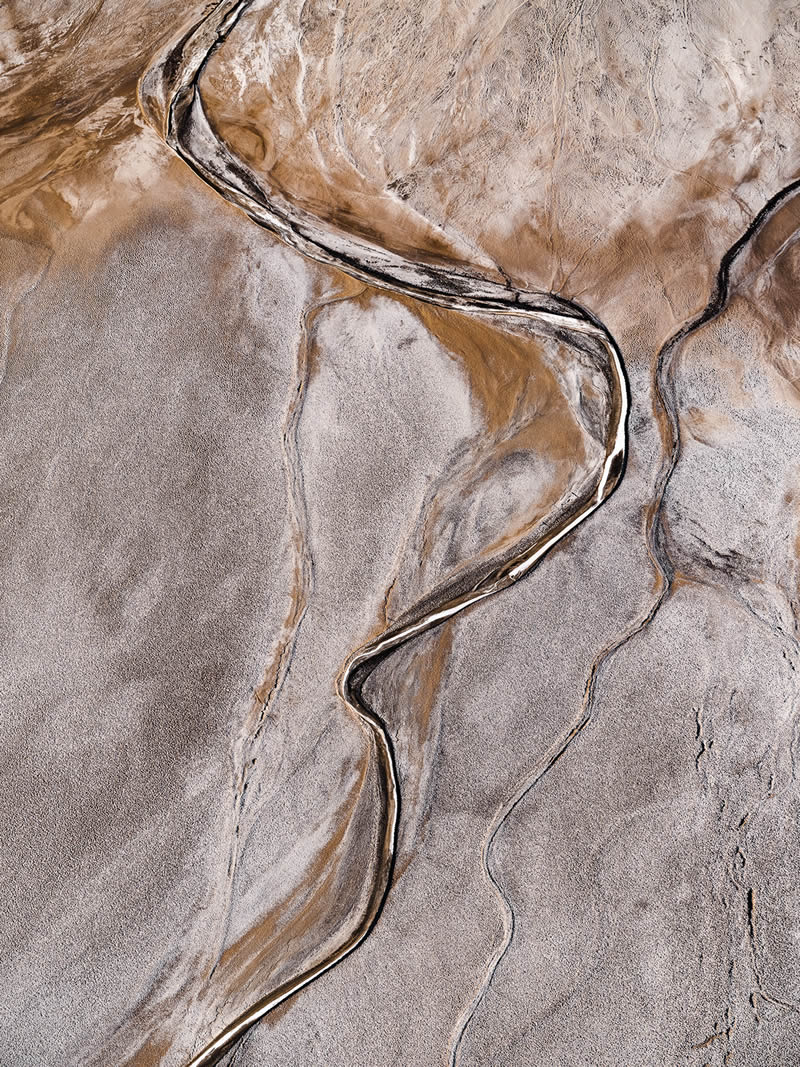 Aerial Landscape Photos of Death Valley by Tom Hegen