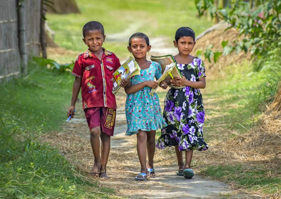 Essence of Daily Life in Bangladesh Photography by Abdul Momin