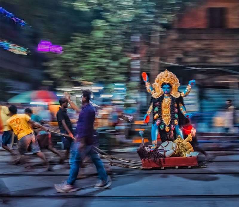 Kolkata Panning Street Photography By Indranil Saha