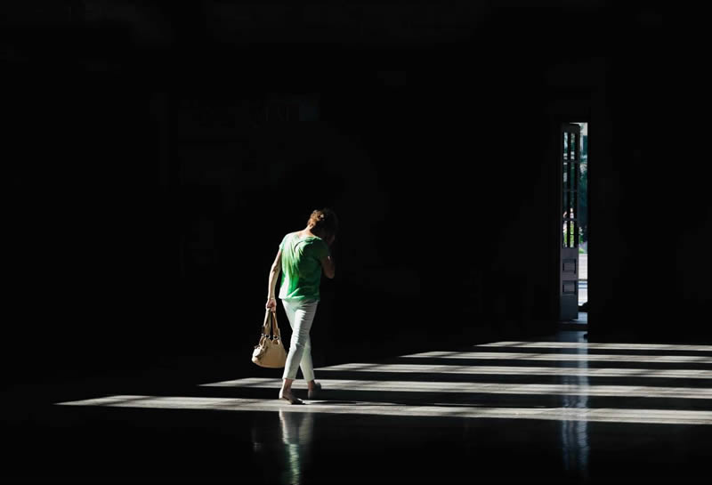 Taiwan Vibrant Colors and Shadows of Street Photography by Bi-jiun Chen