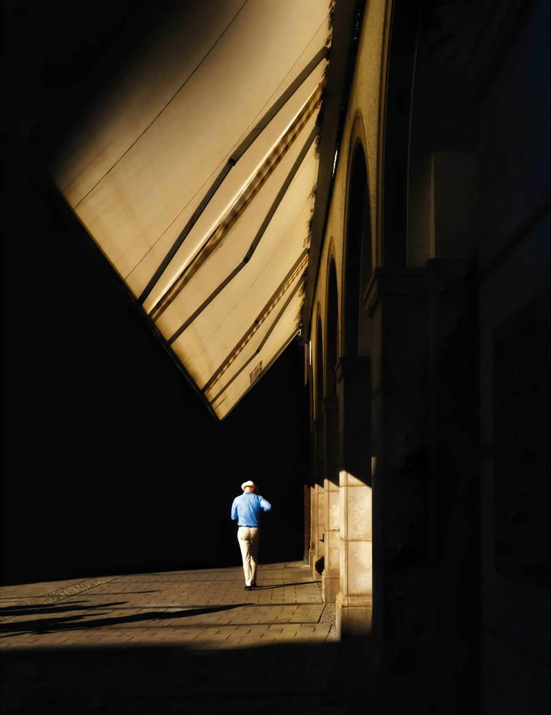 Taiwan Vibrant Colors and Shadows of Street Photography by Bi-jiun Chen