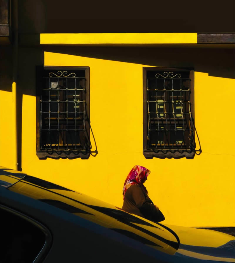 Taiwan Vibrant Colors and Shadows of Street Photography by Bi-jiun Chen