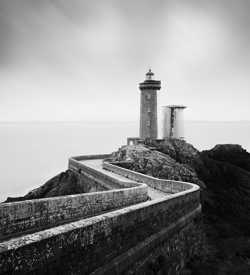 Black and White Landscape Photography by Oliver Robert