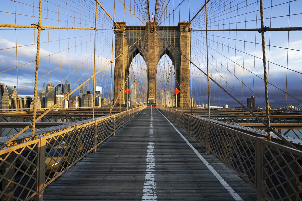 Capture Stunning Views of the Brooklyn Bridge