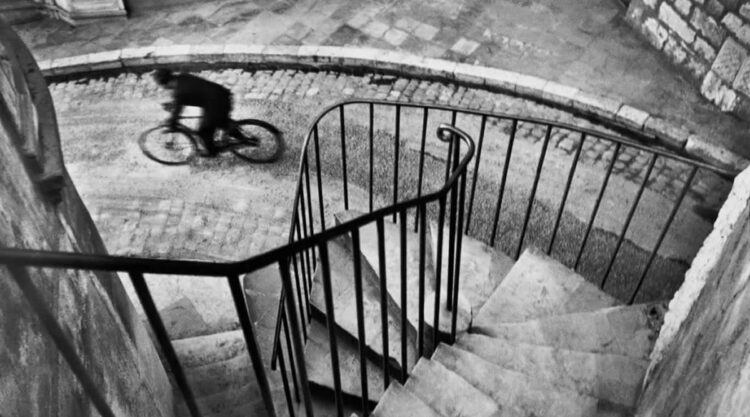 Iconic Photos by the Master Photographer Henri Cartier-Bresson