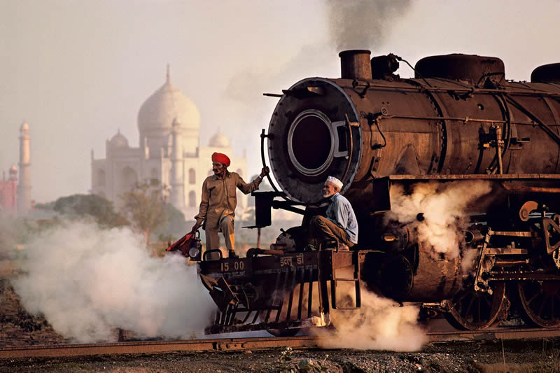 Iconic Photos by the Master Photographer Steve McCurry