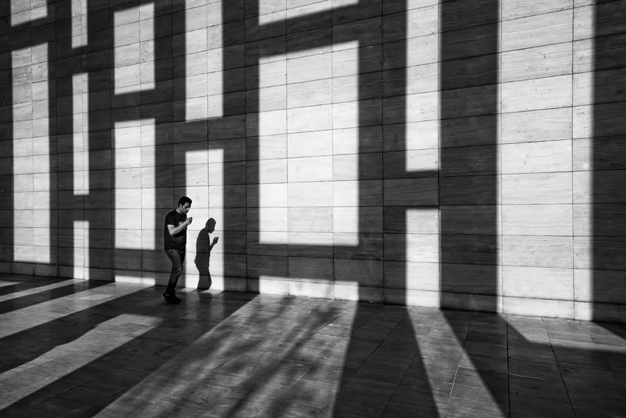 Everyday Life Street Photography by Turkish Photographer Esra Burcun