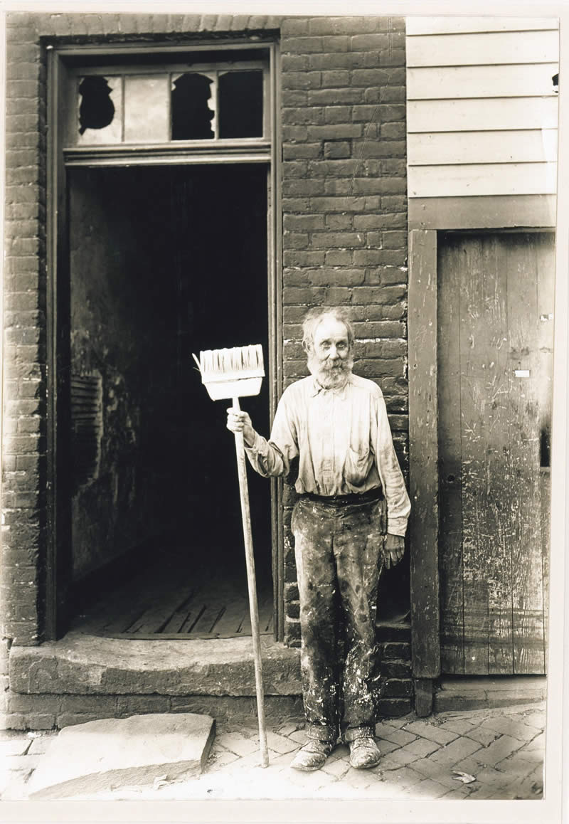 Lewis Hine Master Photographer