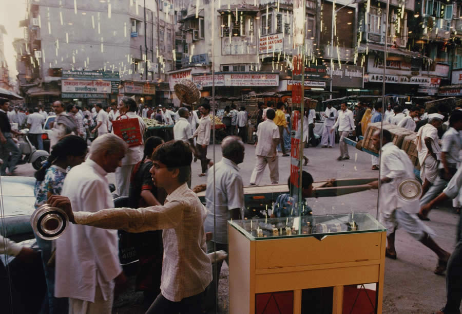 The Indian Master of Color and Street Photography Raghubir Singh