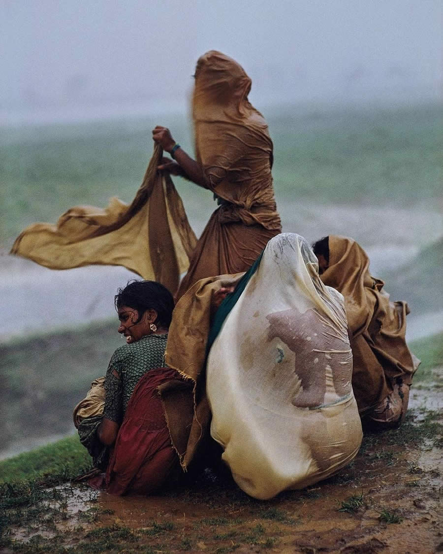 The Indian Master of Color and Street Photography Raghubir Singh