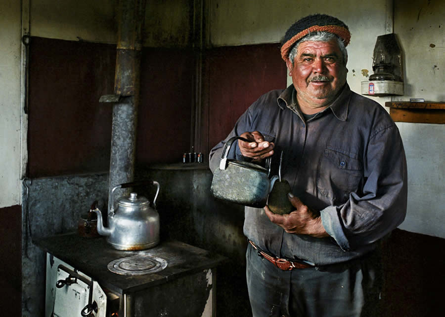 The Rural Life of Argentina's Vast Southern Farms by Luis Alberto Franke