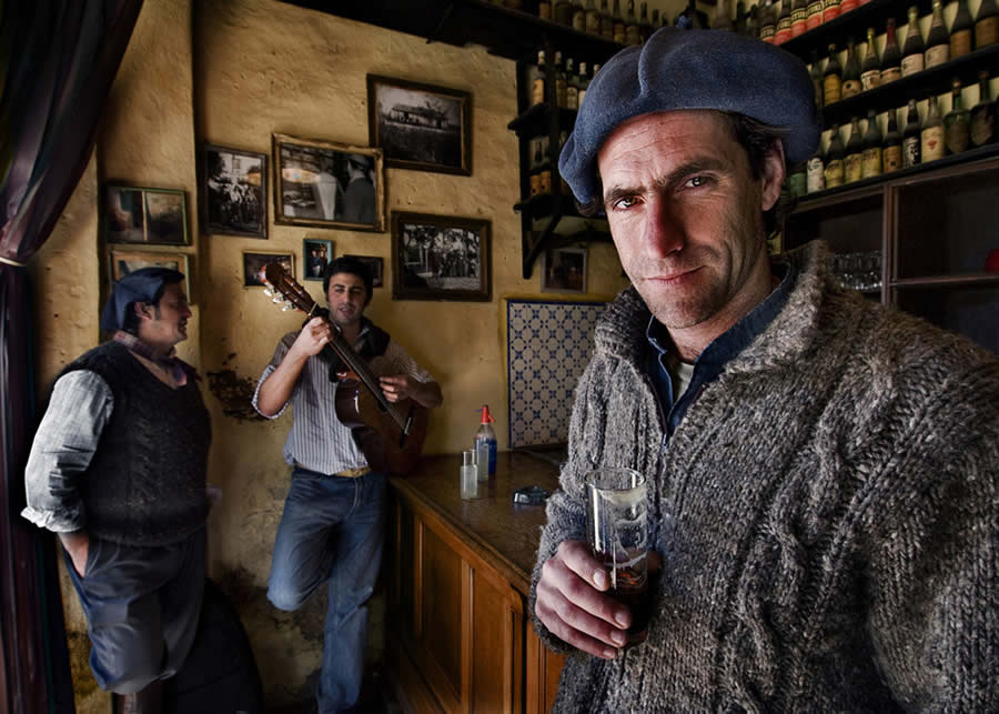 The Rural Life of Argentina's Vast Southern Farms by Luis Alberto Franke