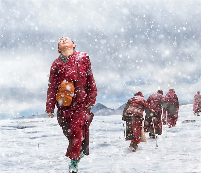 Sacred Beauty of Tibet and the Grand Buddha Festival at Langmu Temple by Hu Guoqing