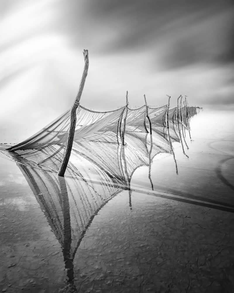 Black and White Long Exposure Landscape Photography by Jo Deok-hwan