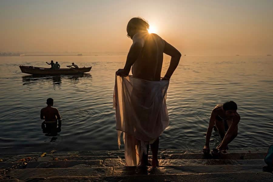 Indian Street Photography by Konark Basu