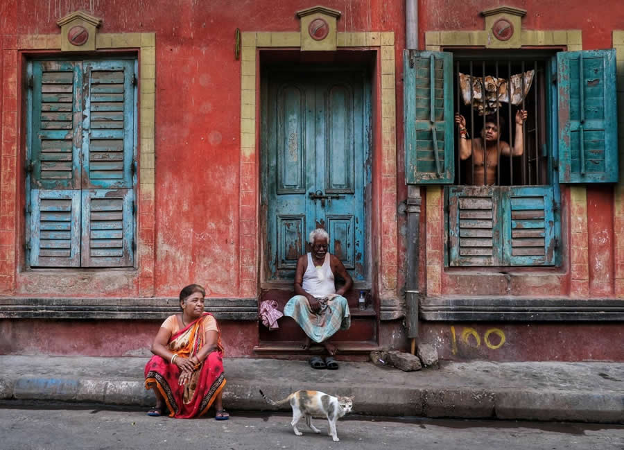 Indian Street Photography by Konark Basu